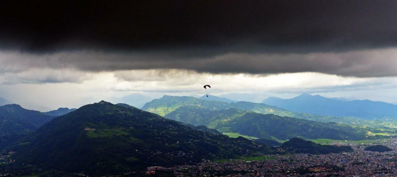 Superview Lodge Sarangkot Pokhara Luaran gambar